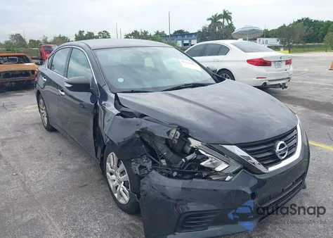 2018 Nissan Altima 2.5 S from USA, damaged, VIN 1N4AL3AP7JC128315